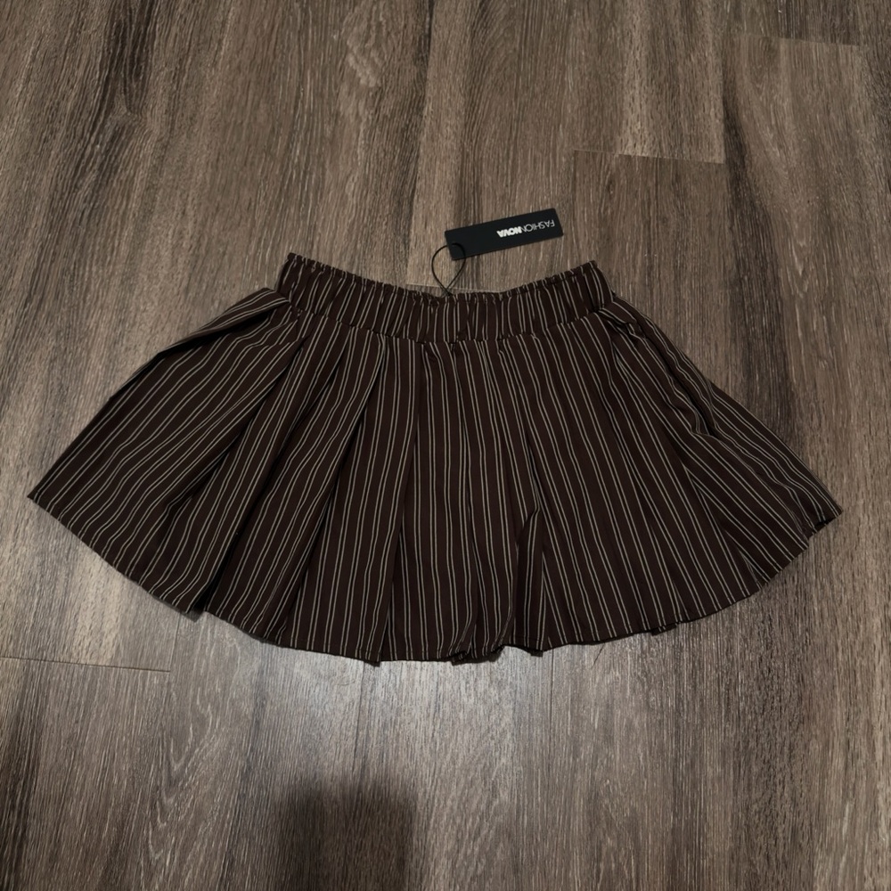 Pleated Boxer Micro Mini Skirt - Picture 5 of 6